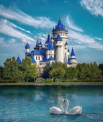 Pin By Abra Gorana On Abra S Places Houses Amazing Places On Earth Beautiful Castles Scenery