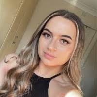 Hannah Odell's Instagram, Twitter & Facebook