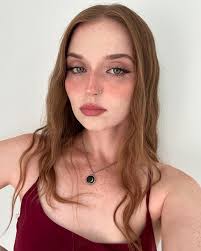 grace heller (@grace.is.in.hell) • Instagram photos and videos