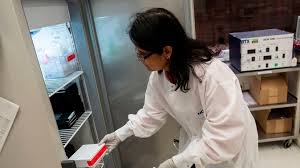 Plans to help both companies conduct phase 3 trials. Feds Invest 2 Billion In Novavax Regeneron Coronavirus Drugs Axios