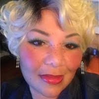 Lori Belford's Instagram, Twitter & Facebook