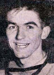 Player photos for the 1952-53 Kitchener-Waterloo Greenshirts at hockeydb.com