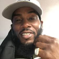 Darrell Crutchfield's Instagram, Twitter & Facebook