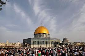 وعيد الفطر يأتي بعد صيام شهر رمضان ويكون أول يوم. Ø§Ù„Ù‚Ø¯Ø³ Alquds Ø£Ø¬ÙˆØ§Ø¡ Ø¹ÙŠØ¯ Ø§Ù„ÙØ·Ø± Ø§Ù„Ø³Ø¹ÙŠØ¯ ÙÙŠ Ø±Ø­Ø§Ø¨ Ø§Ù„Ù…Ø³Ø¬Ø¯ Ø§Ù„Ø§Ù‚ØµÙ‰ ÙÙŠØ³Ø¨ÙˆÙƒ