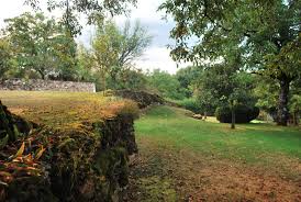 Un Soir En Regardant Vers Le Jardin Devant Moi Qui M Offre Cette Vue Avec Images Jardins Pays