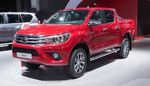 تويوتا هايلكس البيك اب المميزة والمتينة موقع ويلز تويوتا سيارة بيكان