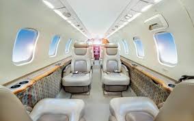 This Superlight Cabin Jet Can Fly Over 2 200 Miles Non Stop And Has A Cabin With 494 Cubic Feet Of Space We Track 83 Lear 45 Cabin Lighting Performance Cabin