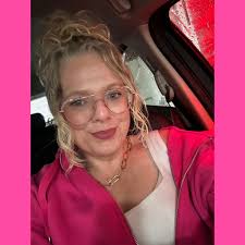 Captured courtside 😳😳