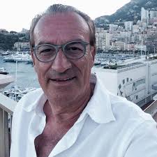 Oggi a Firenze per il convegno di cui sono coordinatore “La Forza del SÌ  per il buon Governo delle Regioni” con tutta la grande famiglia di Forza  Italia. Siamo una squadra forte