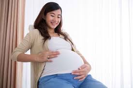 Cara mendapatkan anak kembar selanjutnya adalah dengan program bayi tabung. Ketahui Hal Hal Ini Jika Ibu Punya Bayi Kembar Dalam Kandungan Alodokter