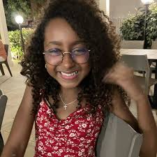 Mila Davis Kent (@mila.davis.kent) • Instagram photos and videos