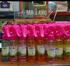 Maybe you would like to learn more about one of these? Yayasan Putra Indonesia Malang Bagikan Gratis Hand Sanitizer