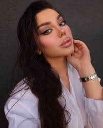 Rashel Kolaneci Wiki, Biography, Real Name, Age, Birthday, Children,  Lifestyle, Family, Career, Net Worth, Boyfriend, Husband, Height, Movies,  Awards, News and More