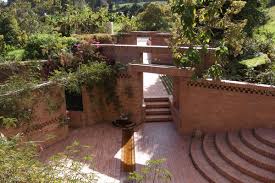 Rogelio salmona inició estudios de arquitectura en la universidad nacional de colombia, en bogotá. Gallery Of Latin American Architects Who Designed Their Own Houses 10