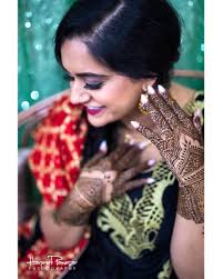 ❤️❤️Lovely Henna detail❤️❤️ Simran Dodd Henna by:- Elegance Henna by simi  📸:- Harpreet Panesar www.harpreetpanesar.ca Call for your wedding queries  7802006900 Email:- Panesar.12@gmail.com #sikhwedding #yeg #yeghenna  #destinationphotographer ...
