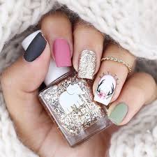 These nails by miss pop pay homage to one of our favorite cities in the world. Best Christmas Nail Art Ideas For 2020 The Fashionista Blog