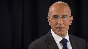Eric ciotti, directeur de campagne de françois fillon pour la présidence de l'ump, est interrogé par l'association des journalistes parlementaires et déclare, d. Eric Ciotti Radie Du Rsa Un Allocataire Parti Faire Le Djihad