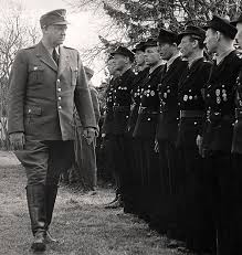Vidkun quisling, norwegian army officer whose collaboration with the germans in their occupation of norway during world war ii established his name as a synonym for traitor. Quisling Store Norske Leksikon