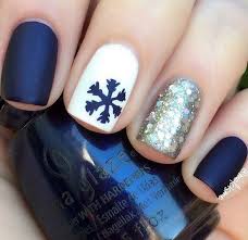 La navidad es una temporada mágica que trae alegría, amor y pensamientos reconfortantes. 123 Pretty Holiday Nails To Get You Into The Christmas Spirit Page 1 Manicura De Unas Unas De Gel Navidenas Unas Acrilicas Navidenas