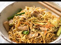 This Real Chicken Chow Mein Recipe Really Is Restaurant Quality It All Comes Down To The Sauce This Is Faster Than Or Chow Mein Recipe Recipetin Eats Recipes