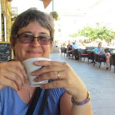 Lesley Nelson (@lellynelly)