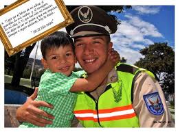 En ese momento, sonora louise smart dodd quería honrar a su padre, quien la crió sola a ella y a sus seis hermanos después de la muerte de su. Policia Ecuador On Twitter Ser Padre Es Un Regalo Del Universo A Todos Nuestros Amigos Feliz Dia Del Padre Http T Co Ugonuq1zdv Twitter