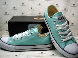 Need My Favorite Are Just Like This Only With Giant Holes On The Side Of Both Converse Converse All Star Cute Shoes