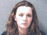 Amanda Messenger's Instagram, Twitter & Facebook