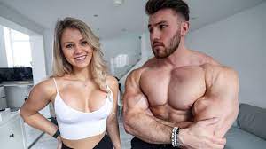 MY GIRLFRIEND GOT NEW BOOBS & NOW I'M INSECURE *My Opinion*... - YouTube