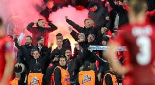 Update 01.11.2o2o hier entsteht hoffentlich demnächst ein blog für das zaunfahnenarchiv der sportgemeinschaft dynamo dresden. Dresdner Nazis Beim Landerspiel In Prag