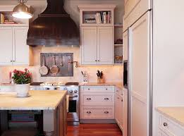 Handcrafted of nativestone, the palomar rustic bathroom vanity top with integral sink is a perfect match to pair beautifully with native trails rustic bathroom vanity bases. 20 Copper Backsplash Ideas That Add Glitter And Glam To Your Kitchen