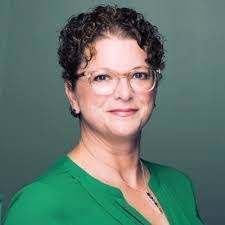 Ronnie Romain's Instagram, Twitter & Facebook