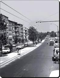 Karagümrük iett otobüs kullanarak gidebilirsiniz. Fatih Karagumruk Istanbul Fotograf Resimler