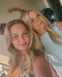 Ellen Everett (@elleneverettt) • Instagram photos and videos