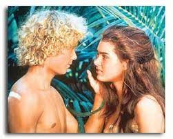 The blue lagoon is closer to robinson crusoe goes club med than to its original source. Ss3332732 Filmbild Von The Blue Lagoon Promi Fotos Und Poster Bei Starstills Com Kaufen