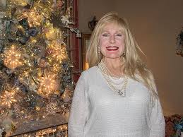 We did not find results for: How To Decorate Like These 2 Christmas Lovers Christmas Lovers Woman Wine Christmas Tree Lots
