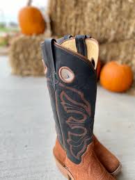 Womens boots, mens boots, makeup boots, one of a kind boots, specialty boots, unique bootdaddy with rios of mercedes mens carpincho cowboy boots. Rios Of Mercedes Men S Rust Carpincho Boot Saddle Rags