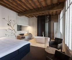 Badewanne Schlafzimmer Glaswand Holz Waschtisch Badewanne Holz Decke Innenarchitektur Inneneinrichtung Haus Interieurs