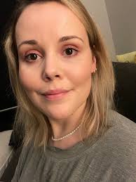 Review of blush in shade dare