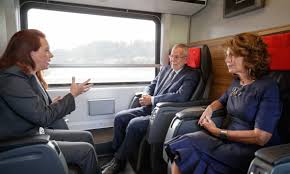 His birthday, what he did before fame, his family life, fun trivia facts, popularity rankings, and more. A Van Der Bellen On Twitter A Train Ride Is Always An Occasion For Good Talks On The Way To Tirol To The Forumalpbach Efa19 Together With Un Pga Maria Fernanda Espinosa Garces