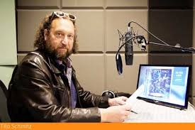 In glee spricht er dennis halberstadt. Navy Cis L A Sprecher Und Stimme Sprachproben Vita Kontakt Booking