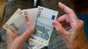 Von essen bank) war ein deutsches kreditinstitut mit sitz in essen. Vierte Bank Verlangt Negativzinsen Vom Ersten Euro An