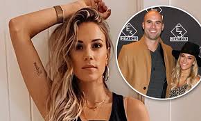 V.o demnostrating us her flexibility. Jana Kramer Reveals 24 Hour Rule That S Part Of The Rebuilding Trust With Husband Mike Caussin Daily Mail Online