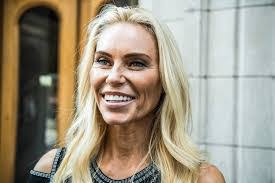 Anna Anka's Instagram, Twitter & Facebook