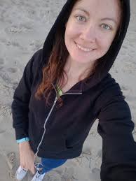 Hi, I feel lonely and going through my next difficult moment in Life...I  need to talk someone who will understand me and listen to me, I'm also  eager to listen to your