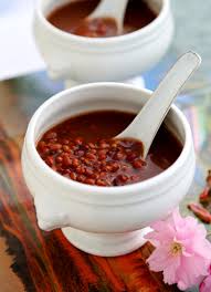 Bởi vì ngày này thường có mưa rả rích cả ngày, tương truyền là nước mắt của ngưu lang và chức nữ khi được. Truyá»n Thuyáº¿t Ngay Tháº¥t Tá»‹ch