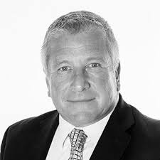 Mike Hinch's Instagram, Twitter & Facebook