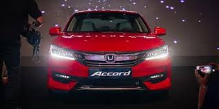 هوندا تطلق أكورد 2017 الجديدة في دبي Honda Accord Honda Suv Car
