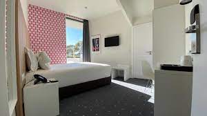 • access to restaurants and hotels will be allowed with the presentation of the eu covid digital certificate or a negative test, children under 12 are exempt. Rooms Stay Hotel Lisboa Aeroporto