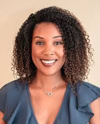 Samara Grant's Instagram, Twitter & Facebook